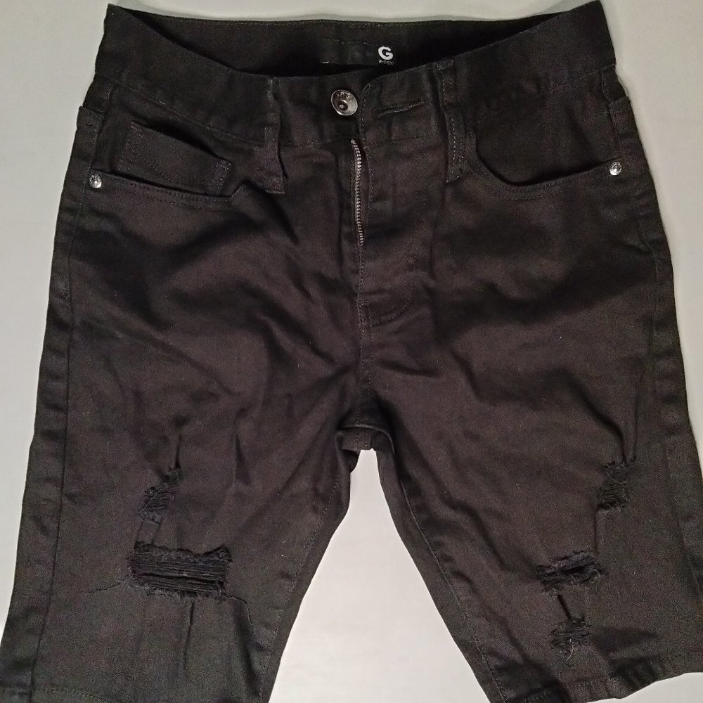 1S11.  Guess bermuda shorts (mens)